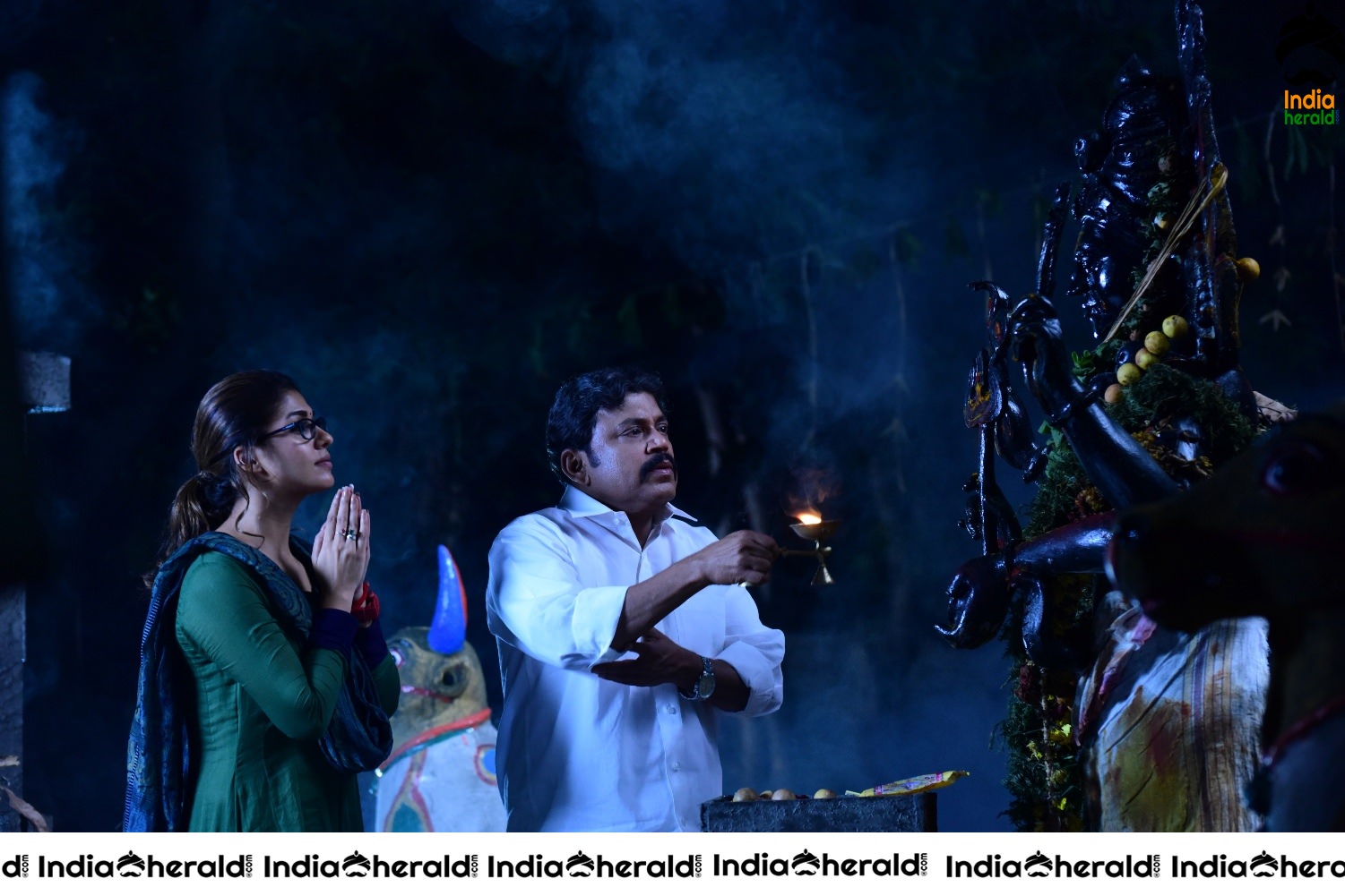 Nayanthara Unseen Hot Photos With Nerd Glasses Set