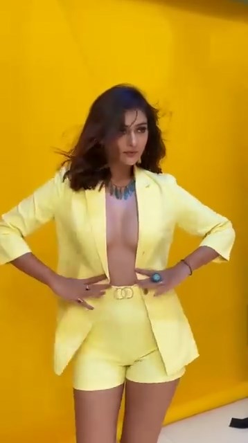 Hot Shoot Video