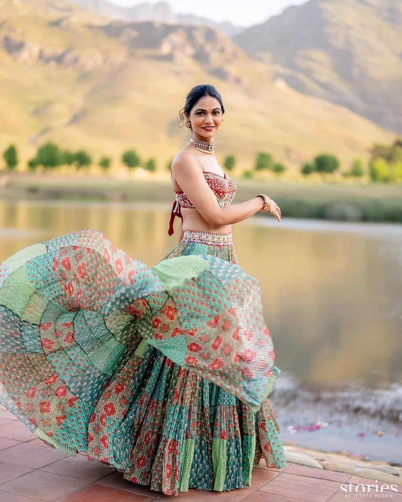 10 Hot Pics - Sneha Reddy, The New Temptress