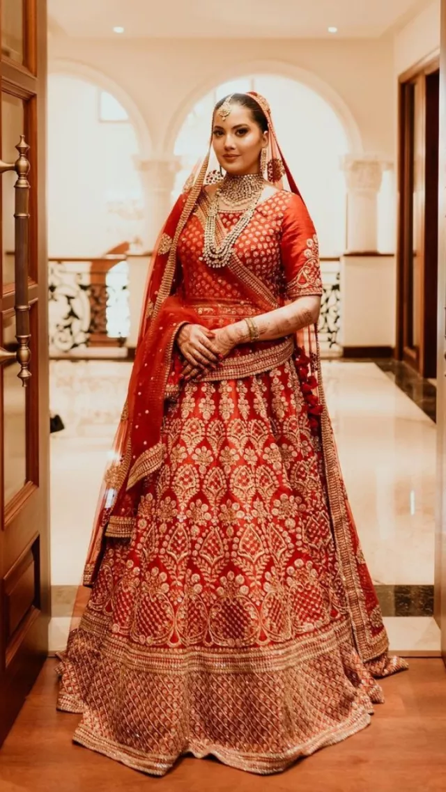 Wedding at Leela Palace Jaipur with the bride in Sabyasachi | Sabyasachi  bride, Indian bridal outfits, Function dresses