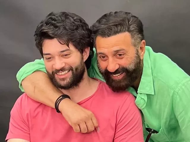 Sunny Deol s son Karan Deol found ladylove in Dubai... Sunny Deol s son Karan Deol found ladylove in Dubai...
