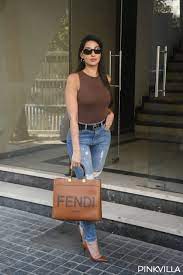 Nora Fatehi spotted with Fendi handbag worth Rs 2.5 lakh.