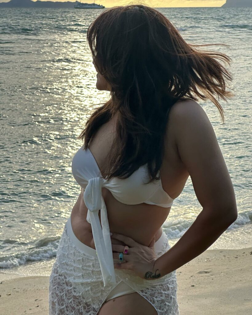 12 Hot Pics - Another Set Of Bikini Pics From Anasuya