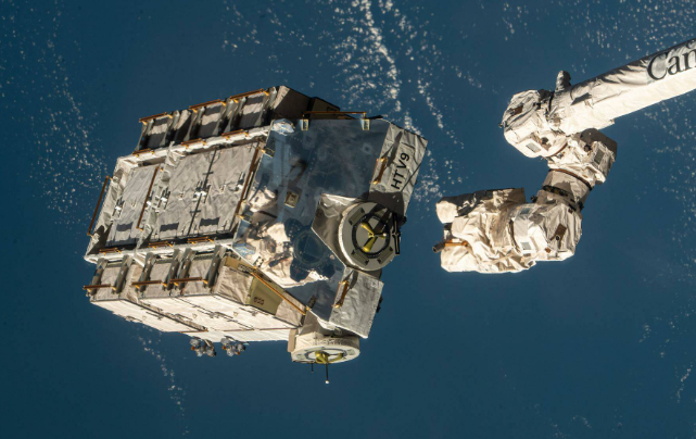 Baterías de la estación espacial: reingreso a la Tierra.