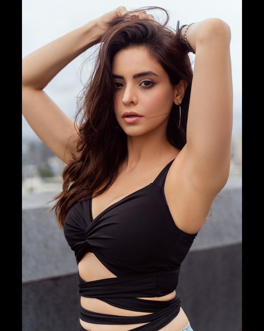 Aamna Sharif latest Photos Gallery