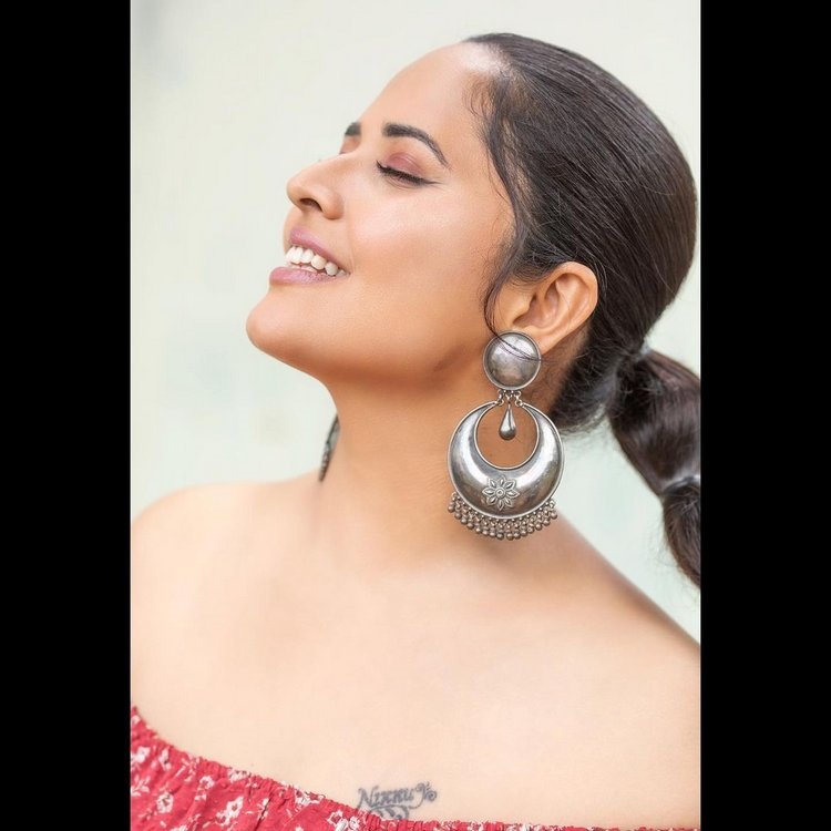 Anasuya Bharadwaj New Stills