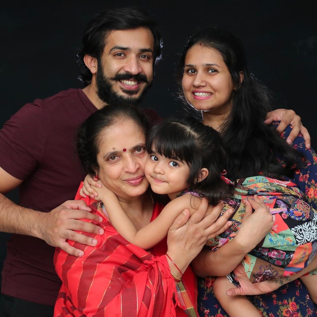 Anchor Ravi latest Photos With Family