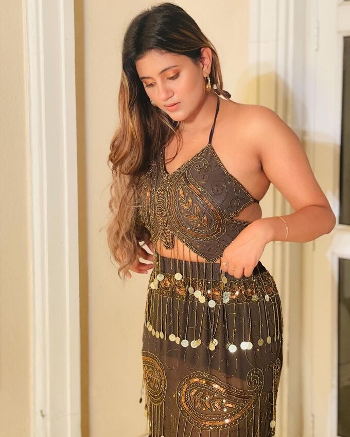 Anjali Arora latest Photos Shoot