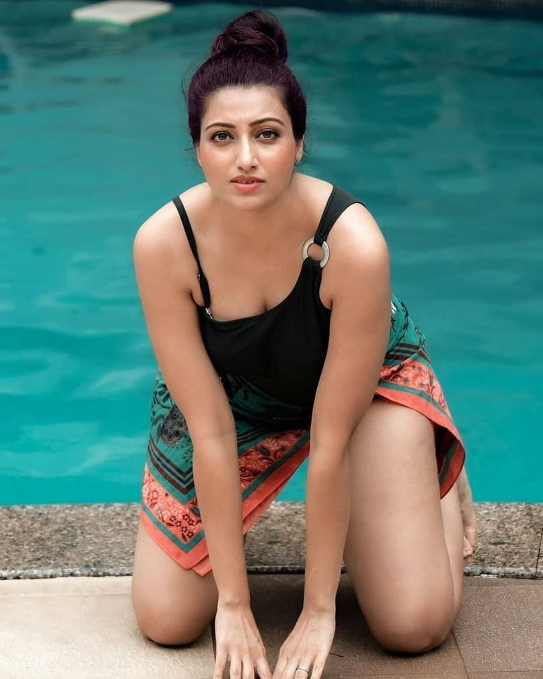 Hamsa Nandini Hot Photos In Swimming Fool
