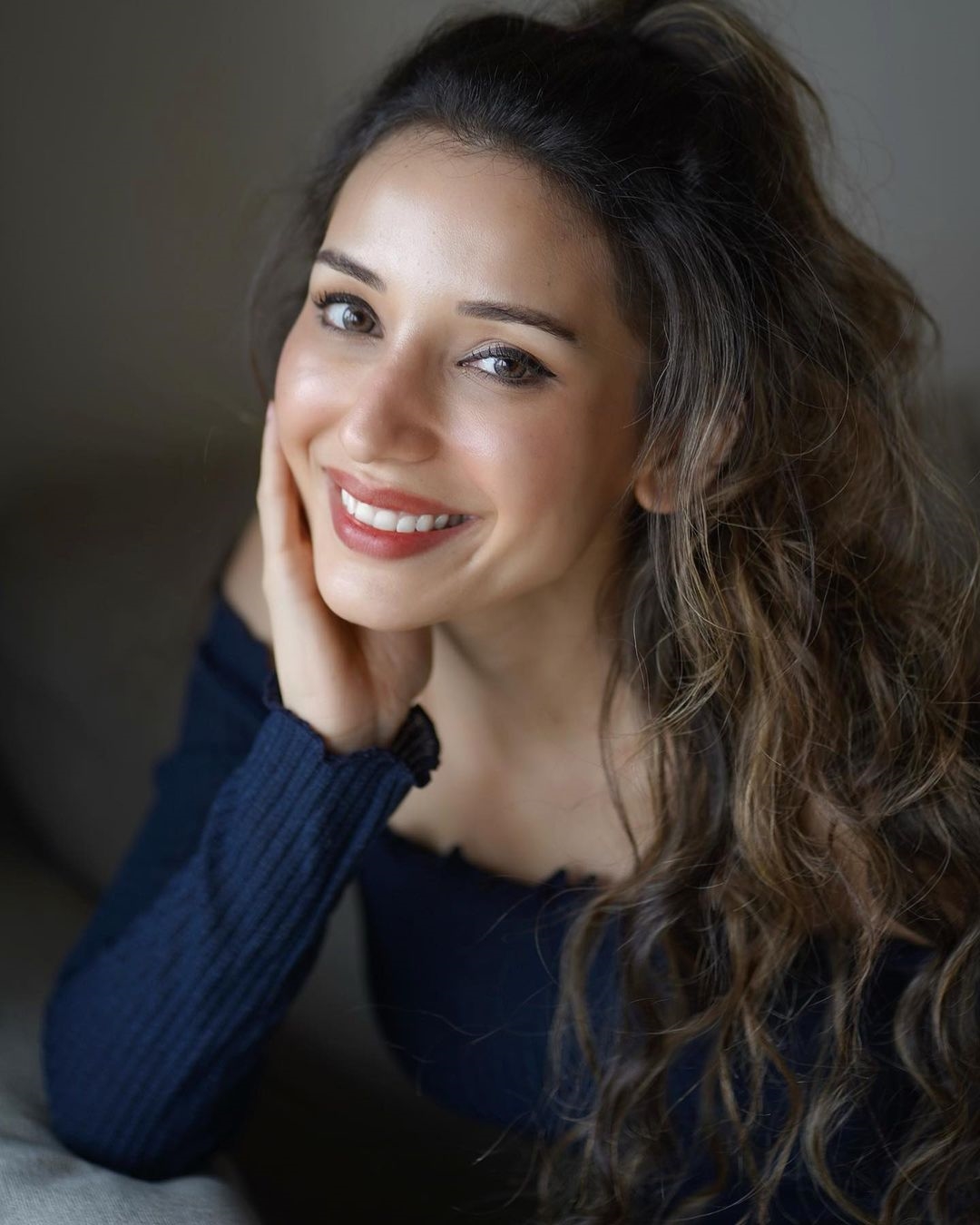 Helly Daruwala Latest Photos