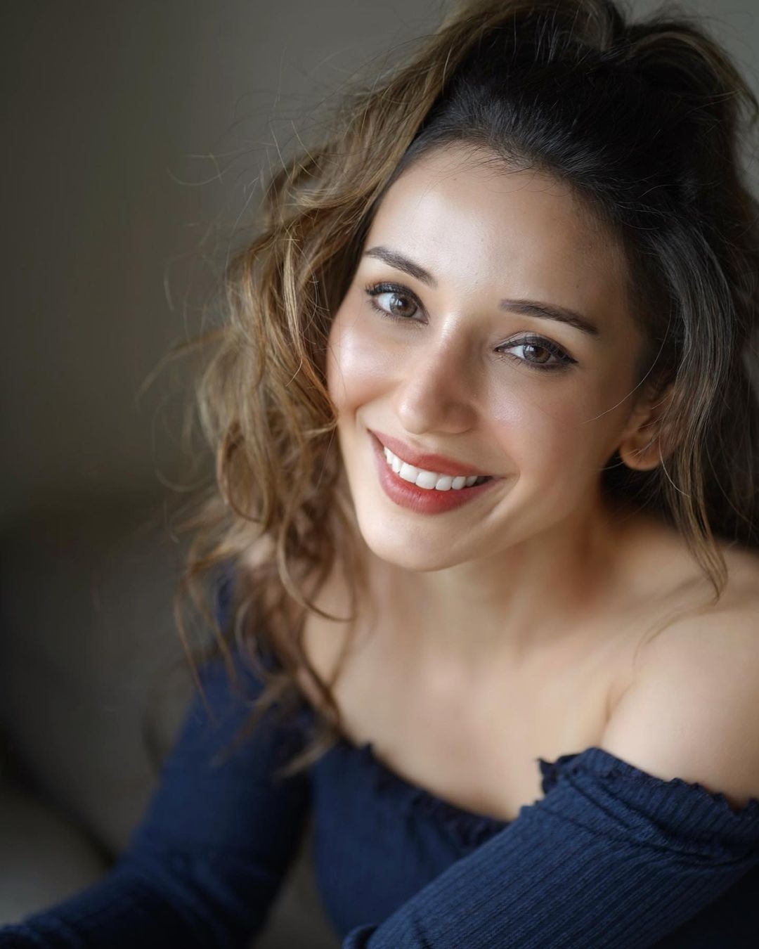 Helly Daruwala Latest Photos