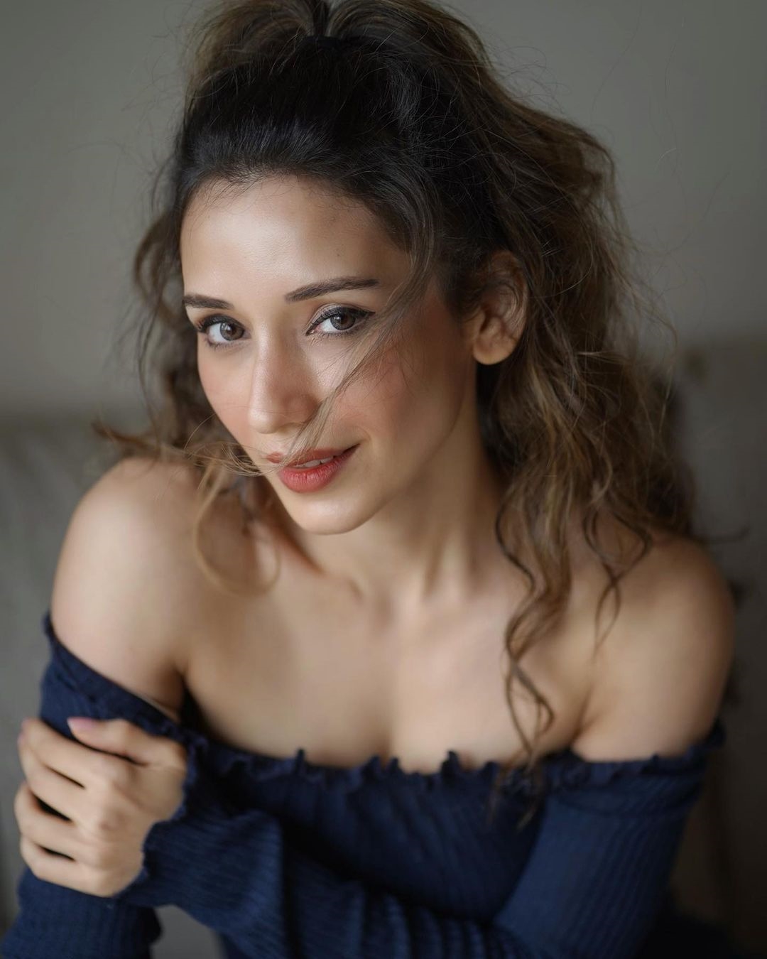 Helly Daruwala Latest Photos