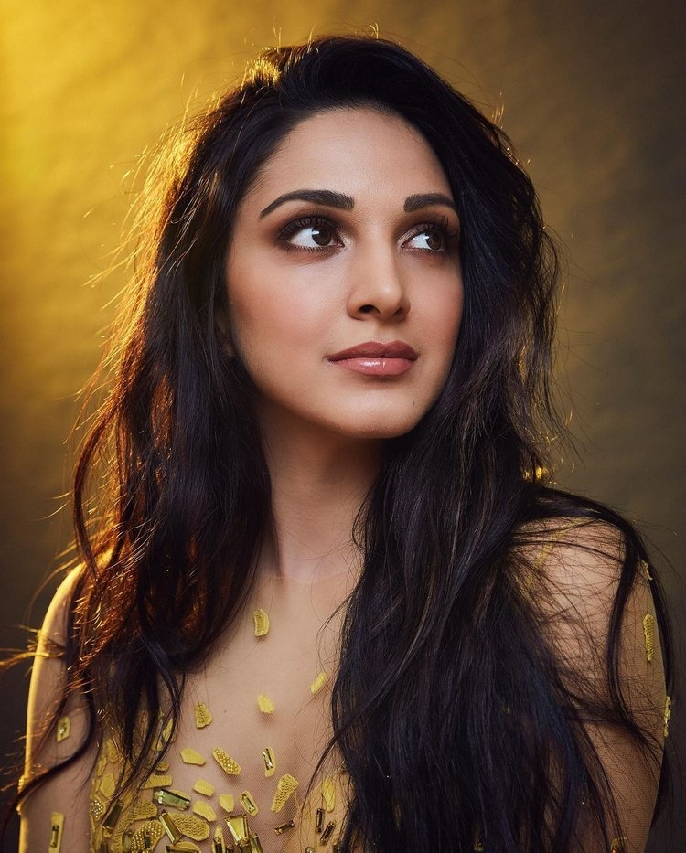 Kiara Advani Hot Photos Shoot