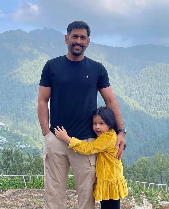 Mahendra Singh Dhoni New Images