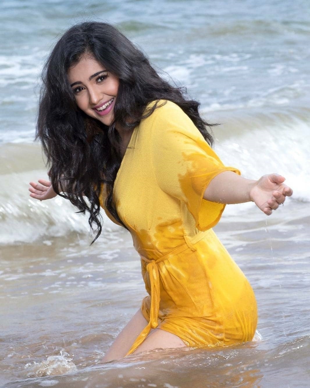 Malavika Mohanan New Images Gallery