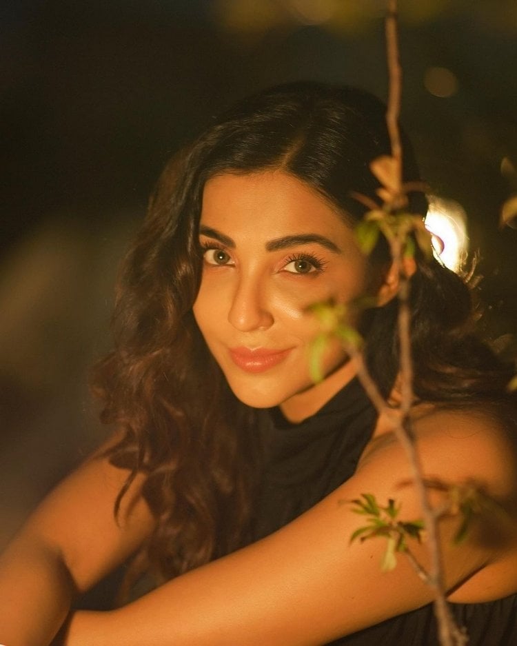 Parvati Nair Images Collection