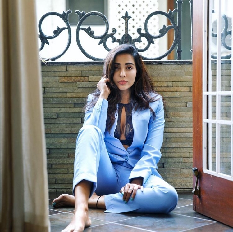 Parvati Nair Stills Gallery