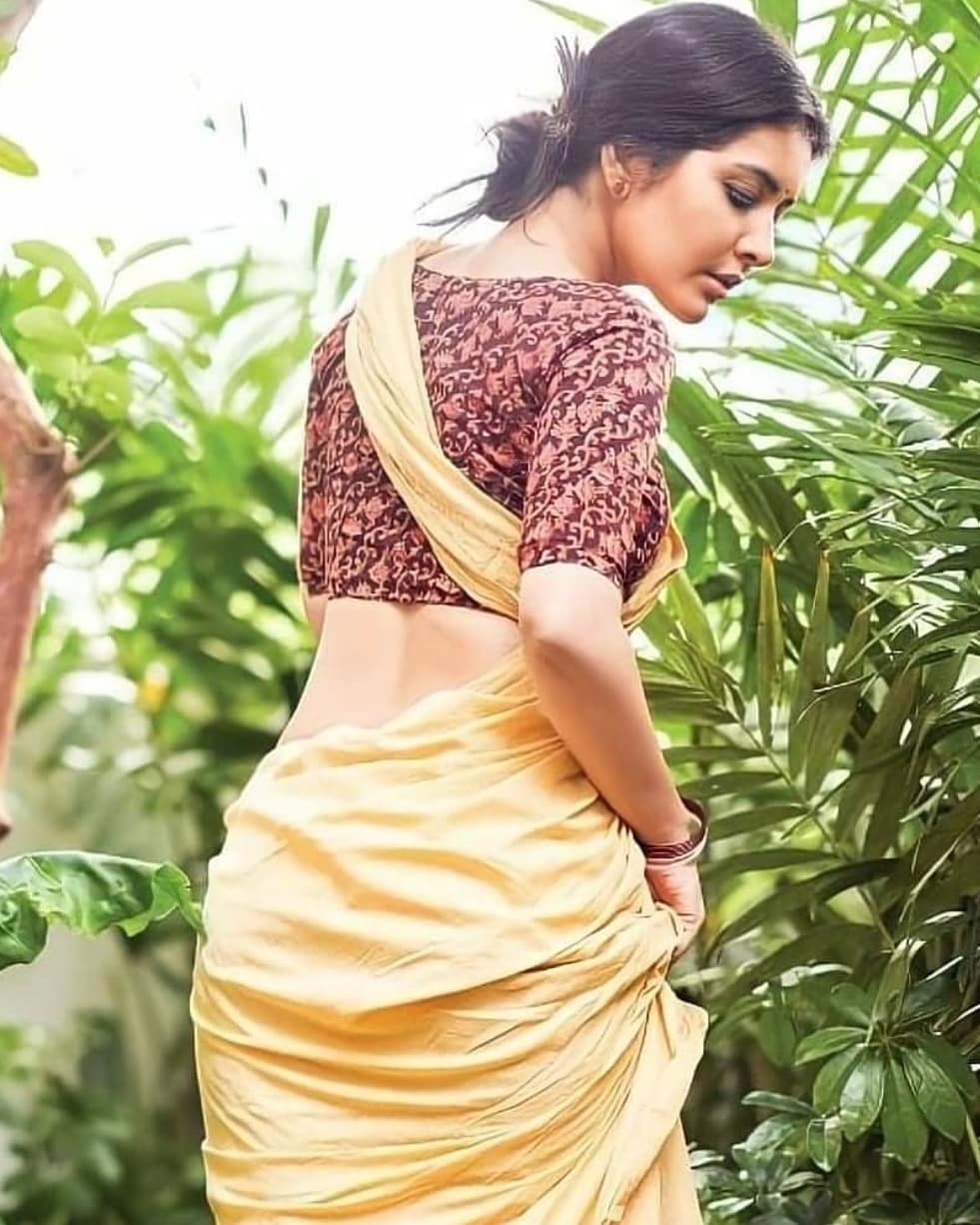 Rashni khanna latest hot photos