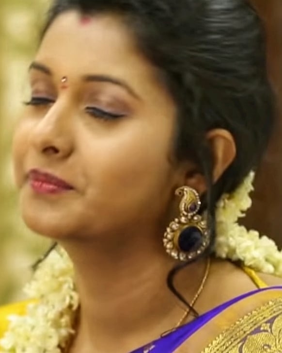 priya bhavana Hot Photos