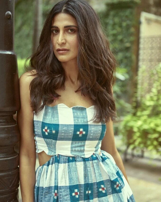 Aahana Kumra Amazing Photos In Frock