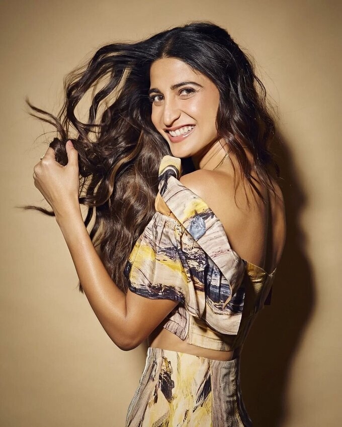 Aahana Kumra New Photos In Facebook