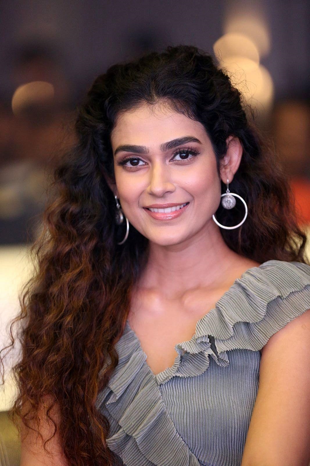 Actress Aakanksha Singh Latest Image Collection