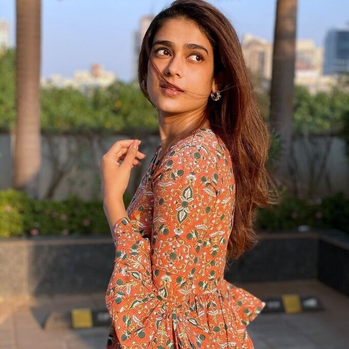 Actress Aakanksha Singh Latest Photo Collection