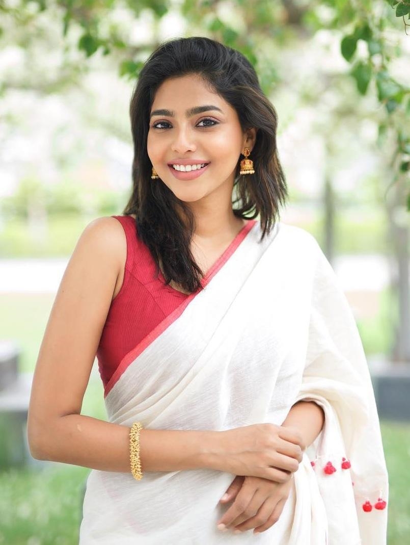 Actress Aishwarya Lekshmi Latest Photo Collection