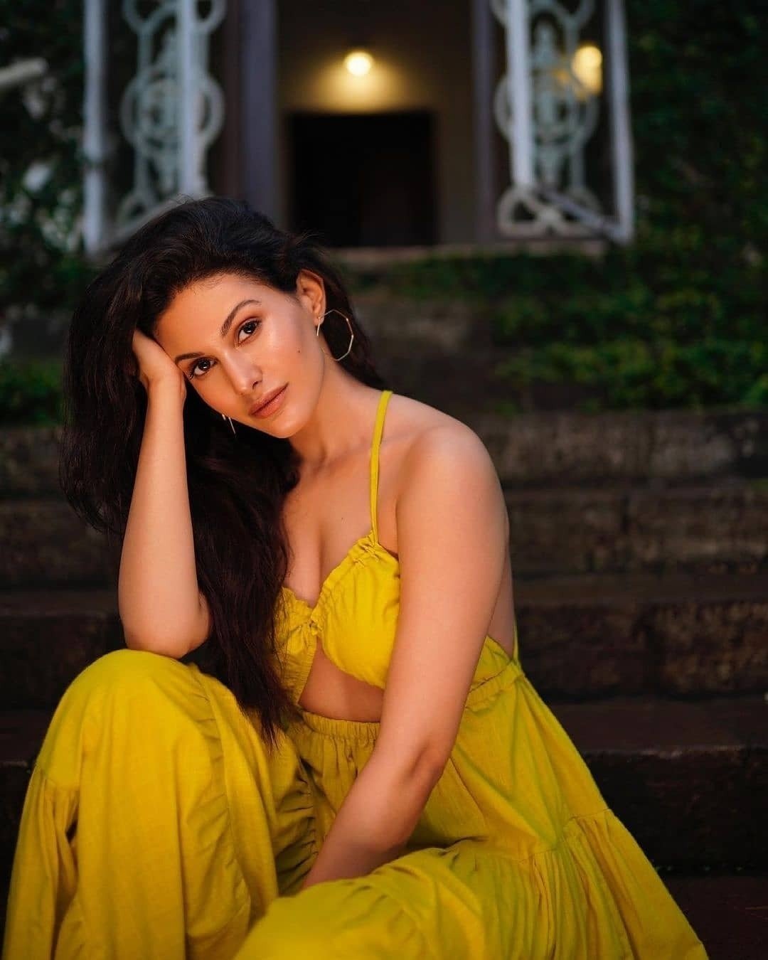 Actress Amyra Dastur Image Collection