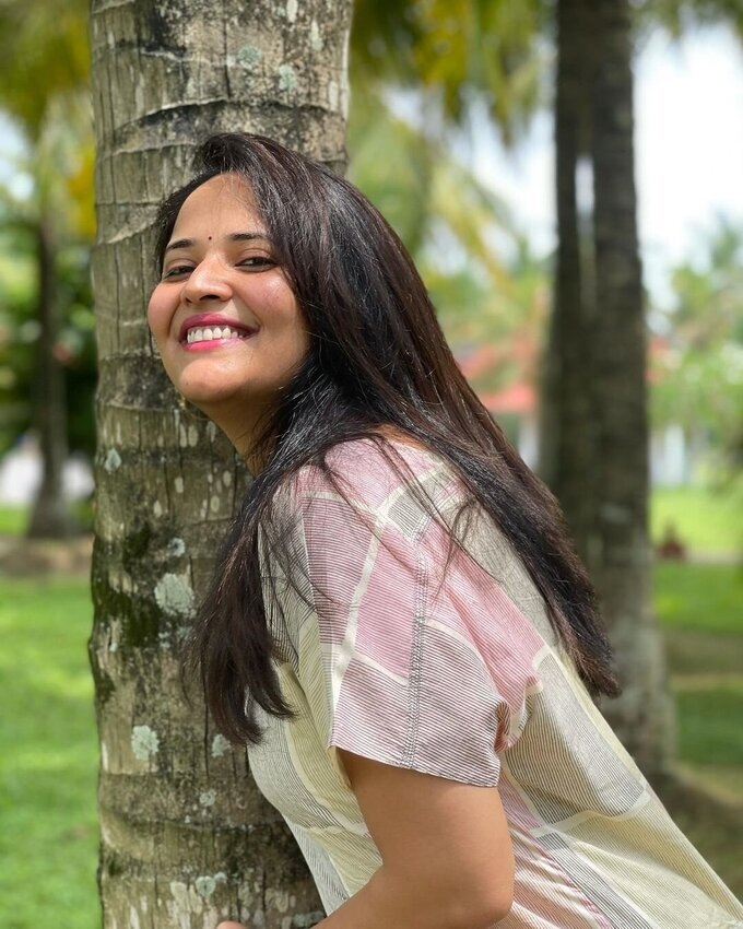 Actress And Anchor Anasuya Bharadwaj Hot Stunning Images