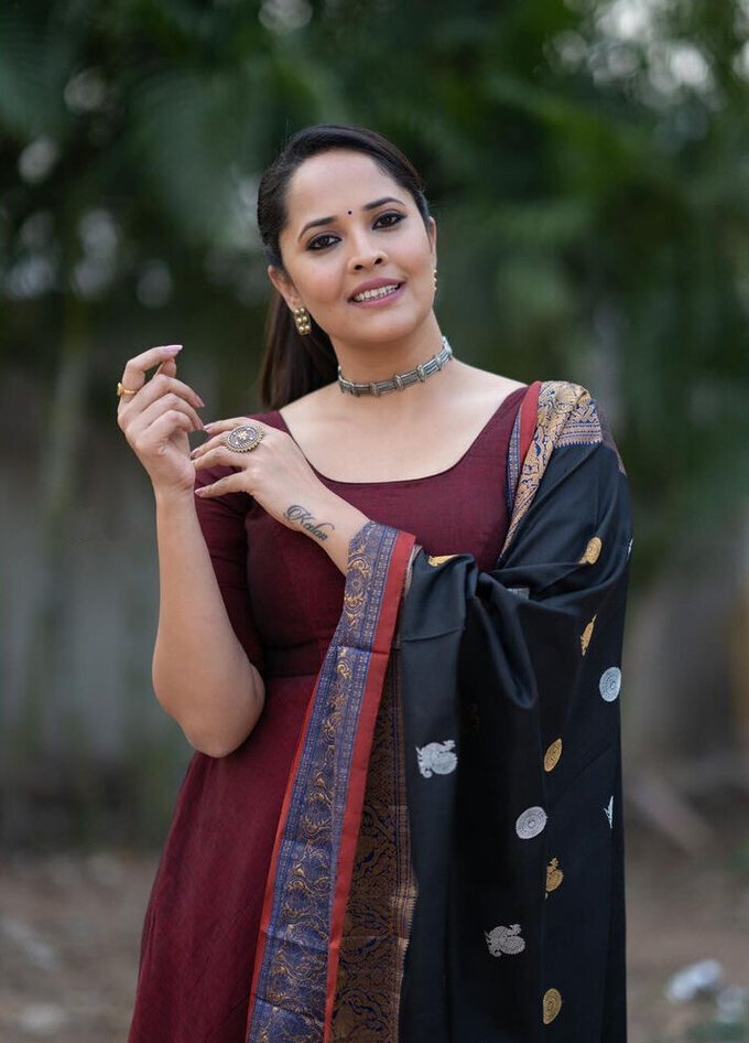 Actress And Anchor Anasuya Bharadwaj Hot Stunning Images