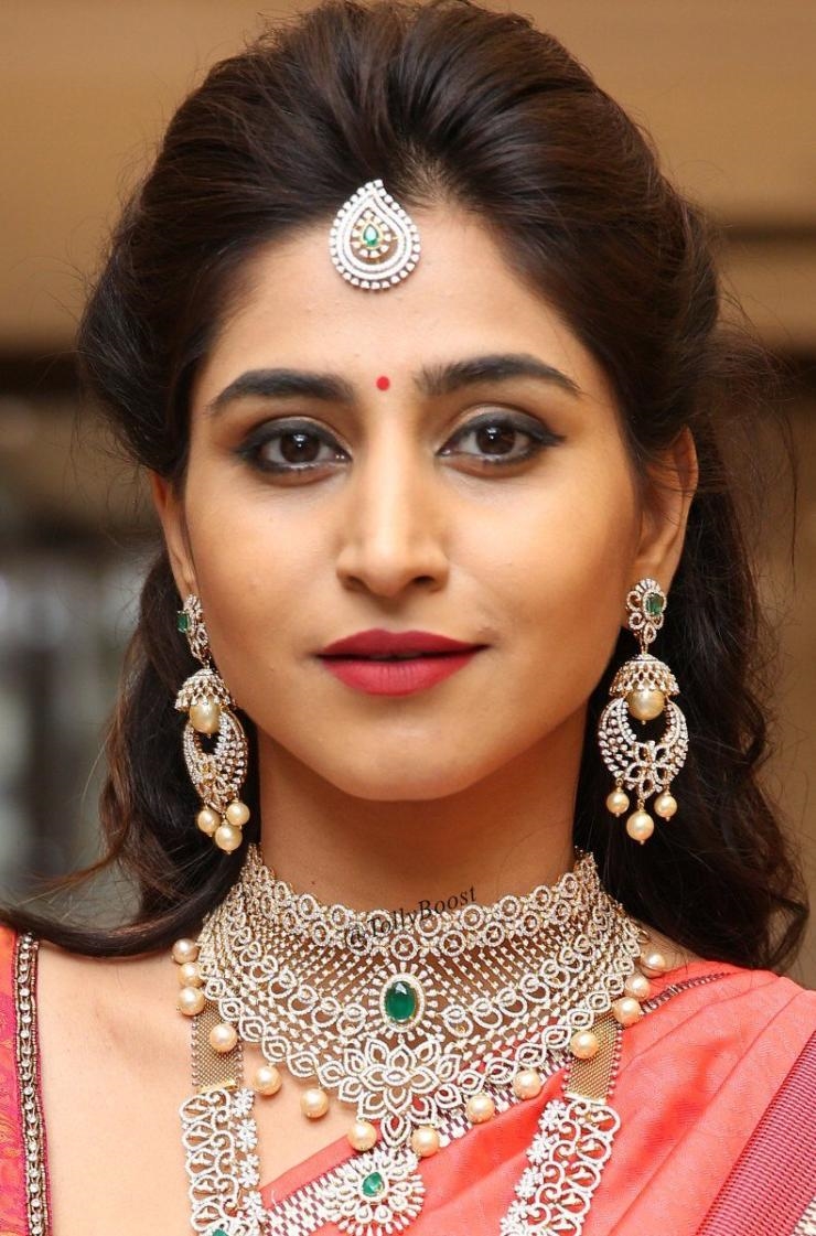 Actress And Anchor Varshini Sounderajan Cute Images