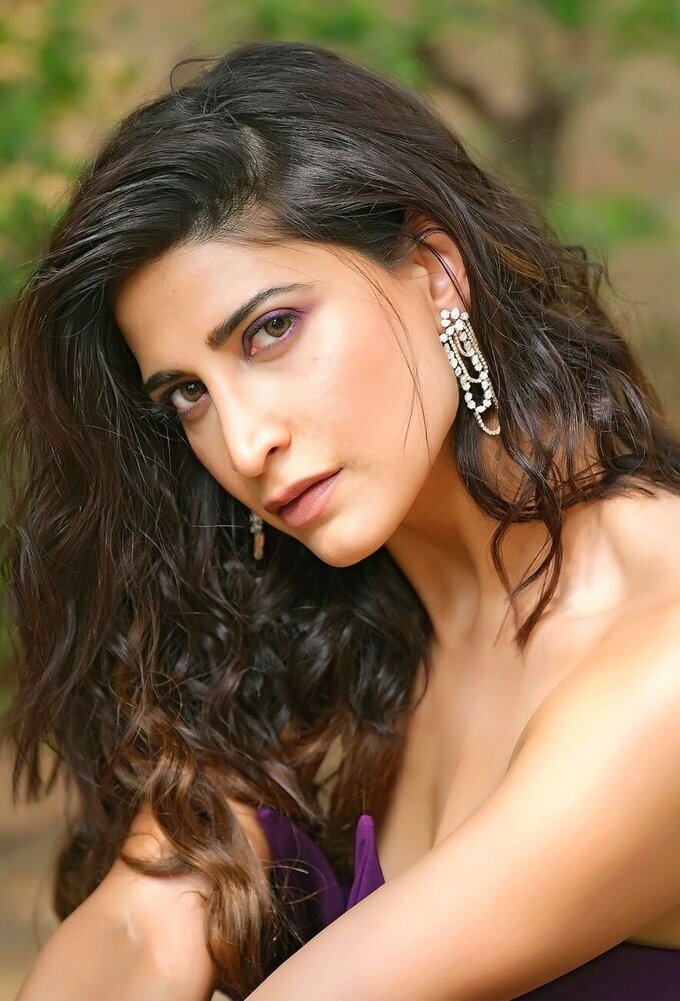 Actress And Model Aahana Kumra Latest Photos
