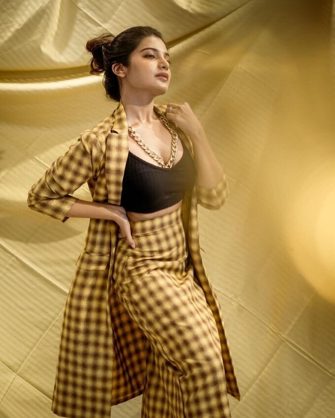 Actress And Model Aathmika Latest Image Collection