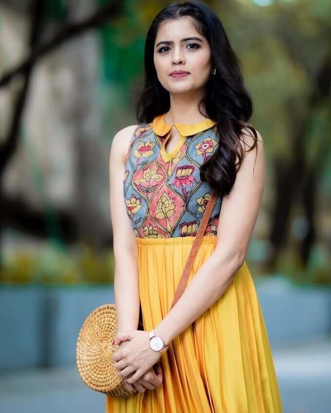 Actress And Model Amritha Aiyer Image Collection