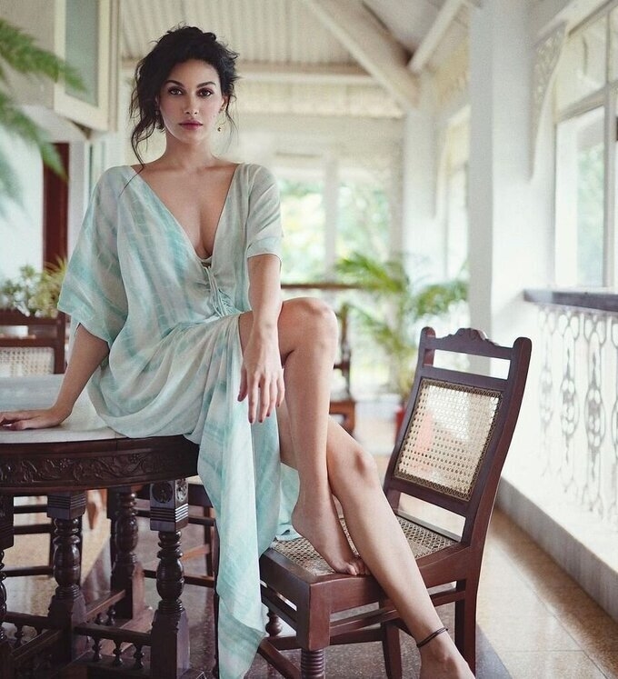 Actress And Model Amyra Dastur Image Collection