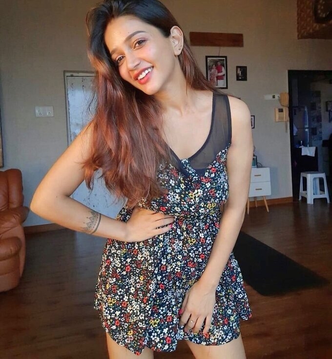 Actress And Model Anaika Soti Cute Images