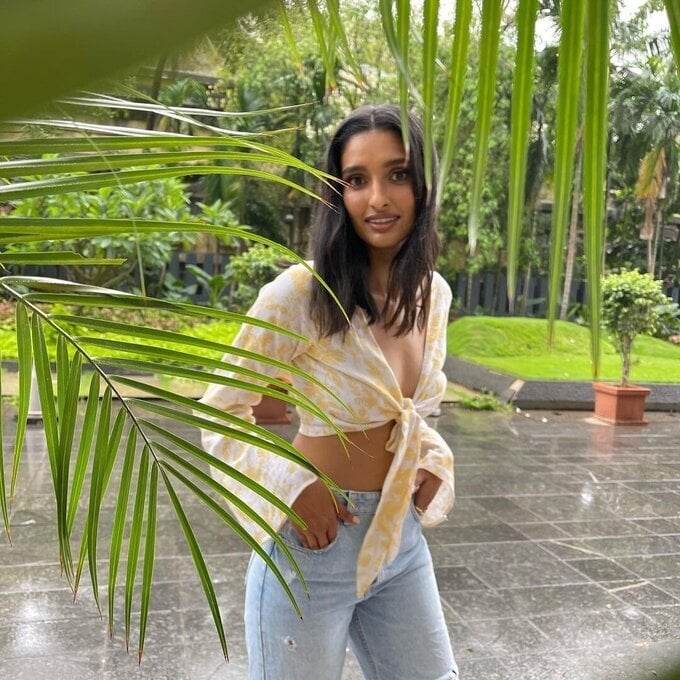 Actress And Model Dayana Erappa Latest Image Collection
