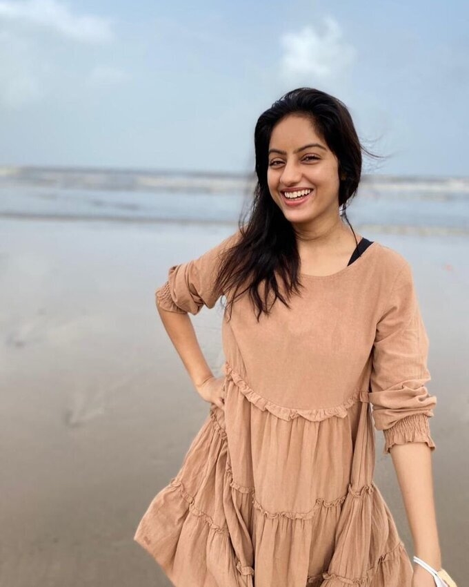 Actress And Model Deepika Singh Latest Photo Collection