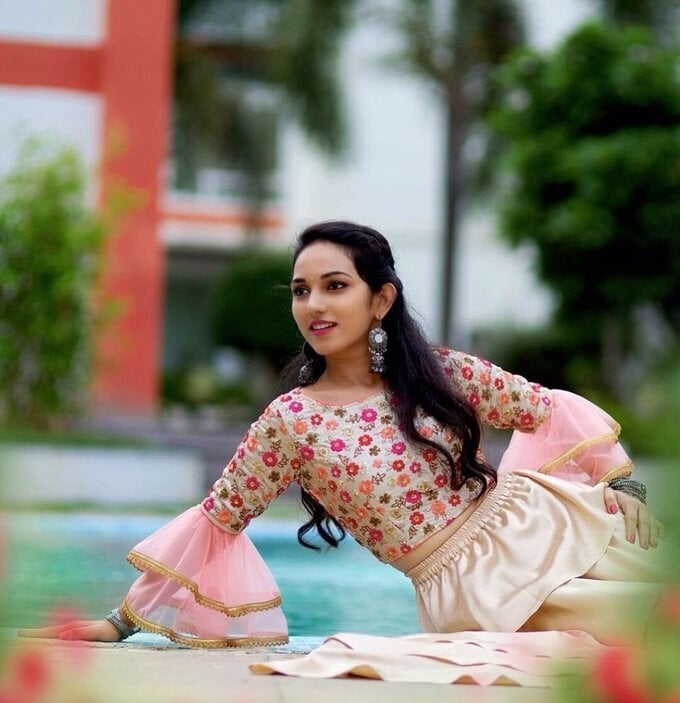 Actress And Model Durga Gade Latest Cute Images