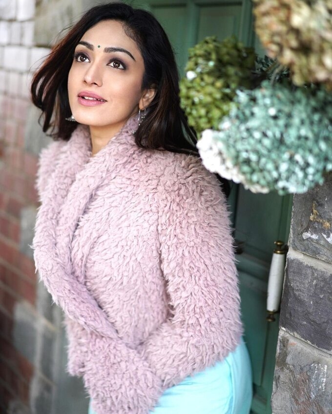 Actress And Model Khushali Kumar Latest Sizzling Photo Collection