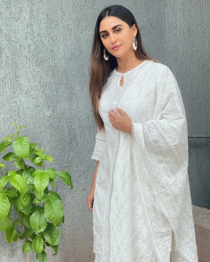 Actress And Model Krystle DSouza Image Collection