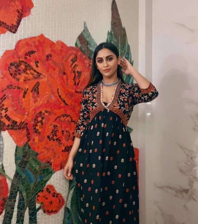 Actress And Model Krystle DSouza Image Collection