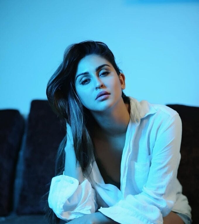 Actress And Model Krystle DSouza Image Collection