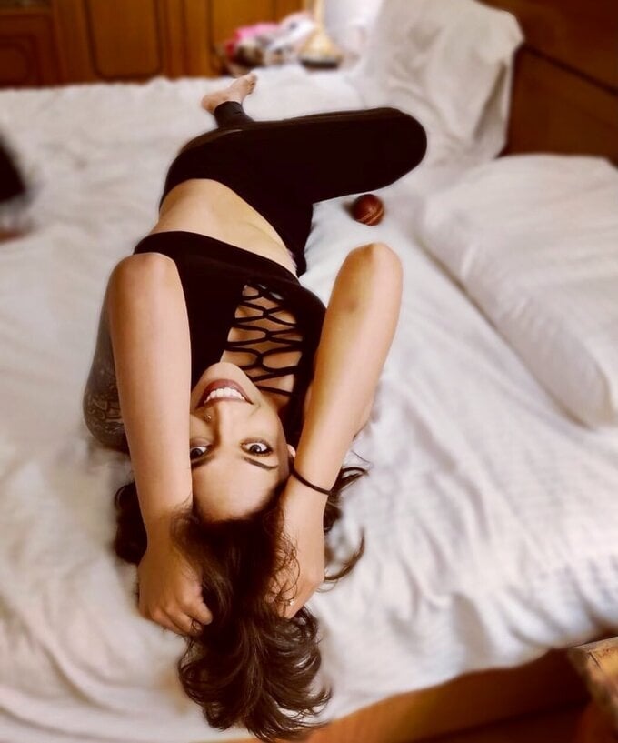 Actress And Model Mumtaz Sorcar Latest Images