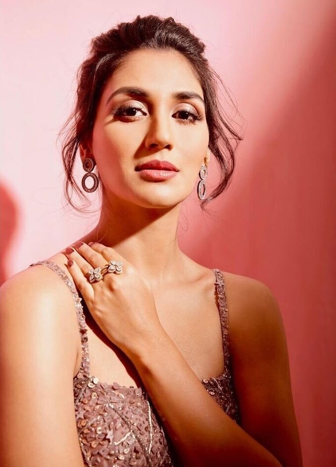 Actress And Model Nikita Dutta Latest Images