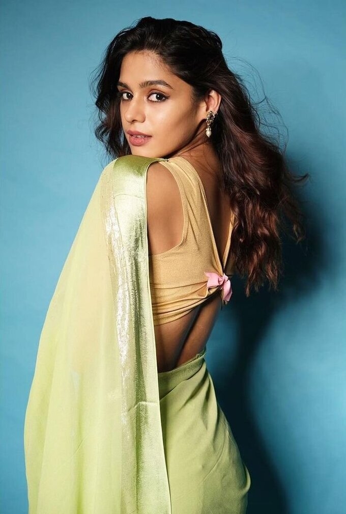 Actress And Model Pranati Rai Prakash Image Collection