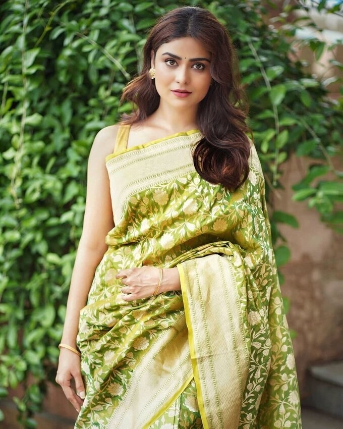 Actress And Model Priyanka Sharma Image Collection