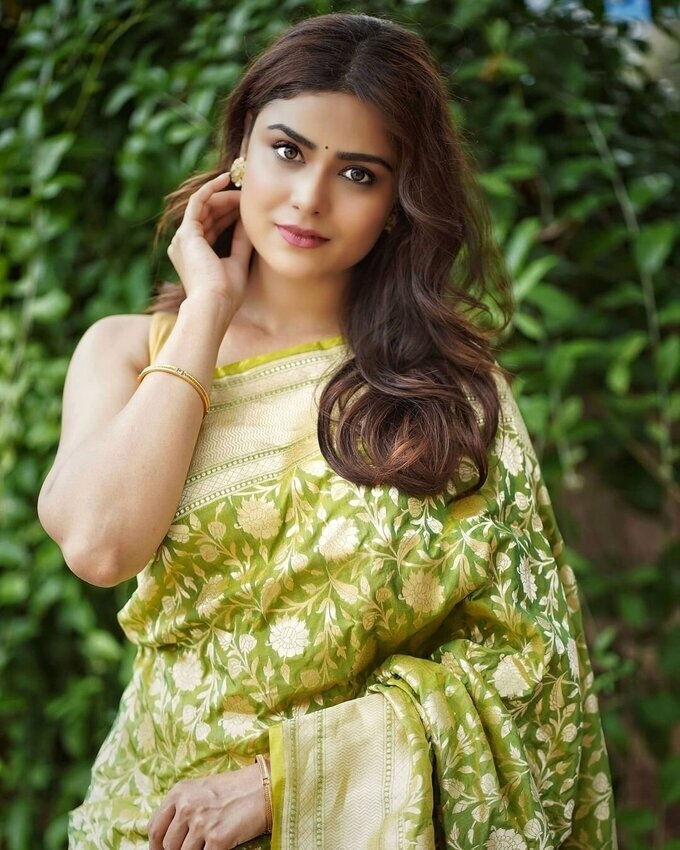 Actress And Model Priyanka Sharma Image Collection