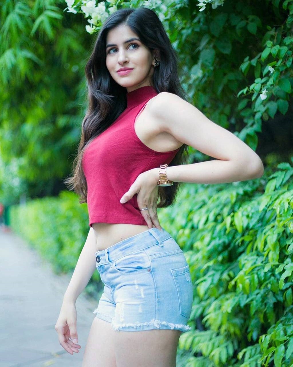 Actress And Model Sakshi Malik Hot Images